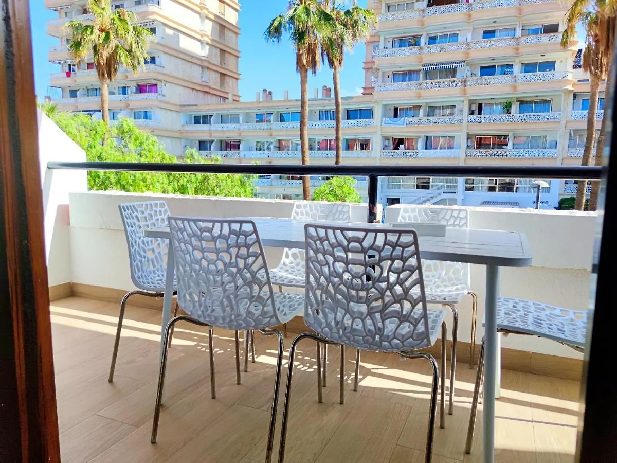 Playa De Las Americas 600Mt From The Beach Internet Free דירה